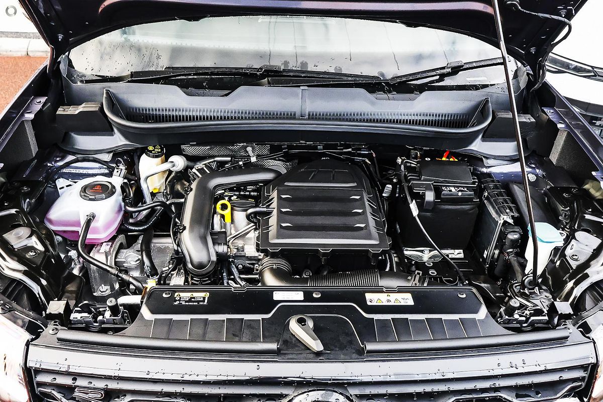 2025 Volkswagen T-Cross 85TSI R-Line D31
