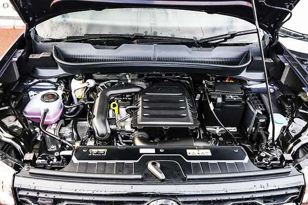 2025 Volkswagen T-Cross 85TSI R-Line D31