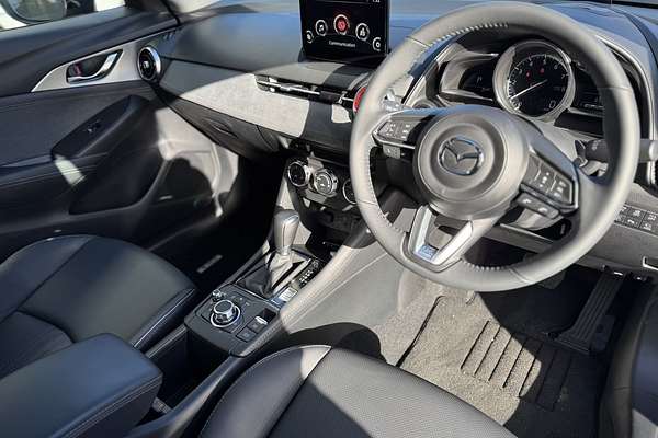 2025 Mazda CX-3 G20 Akari DK