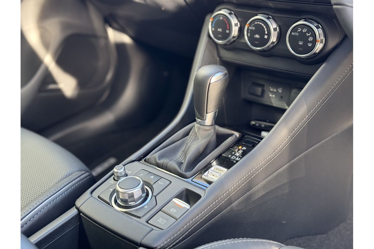 2025 Mazda CX-3 G20 Akari DK