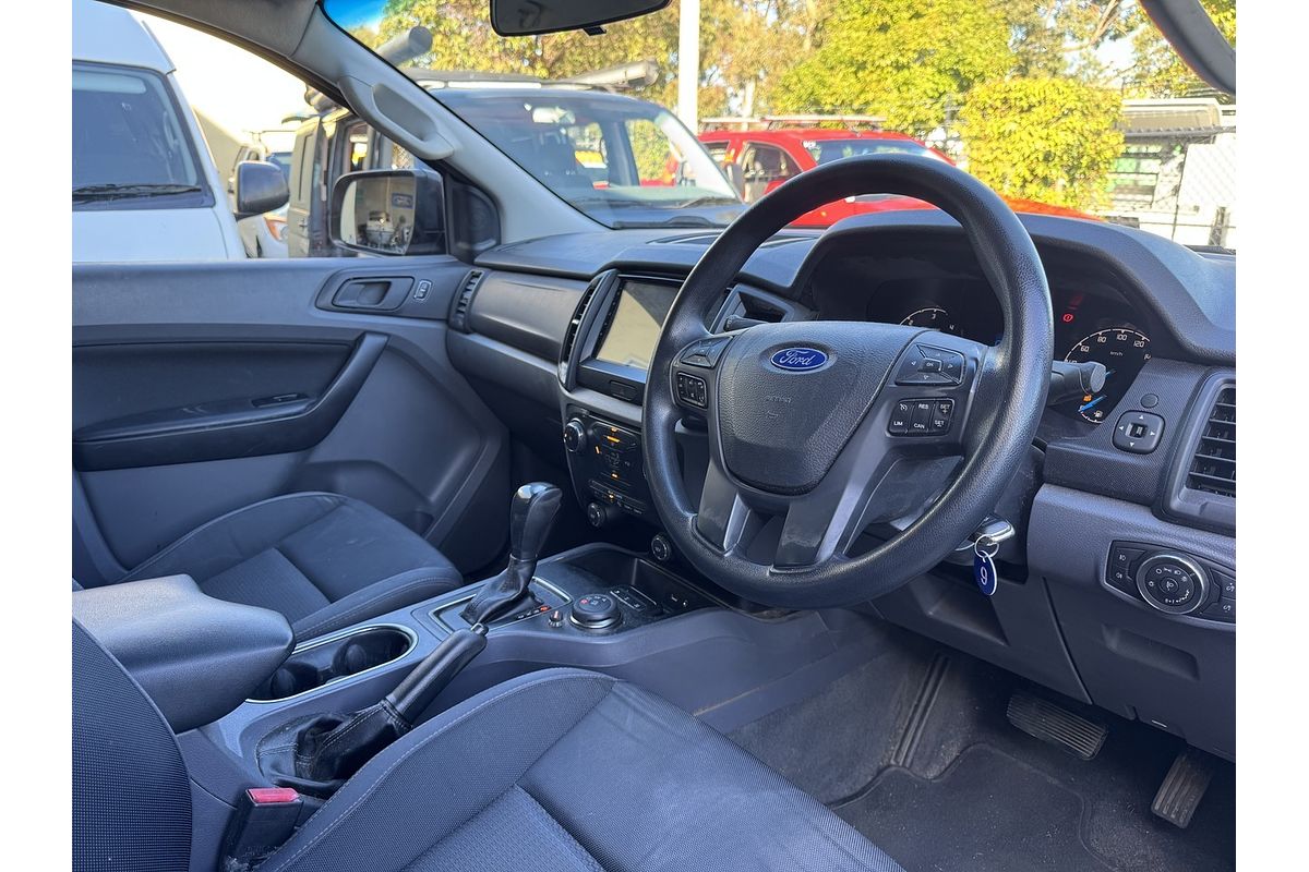 2016 Ford Everest Ambiente UA 3.2L
