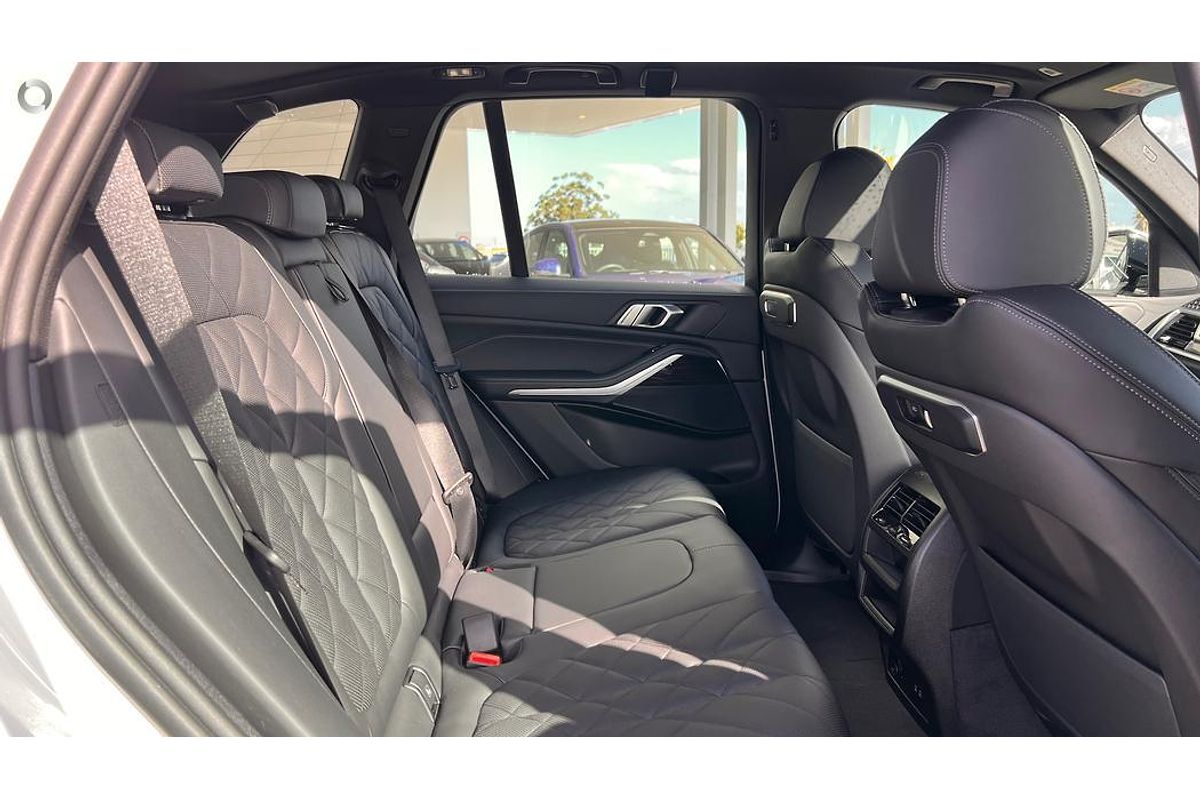2025 BMW X5 xDrive30d M Sport G05 LCI