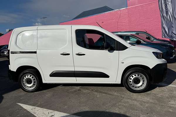 2020 Peugeot Partner 130 THP K9 SWB