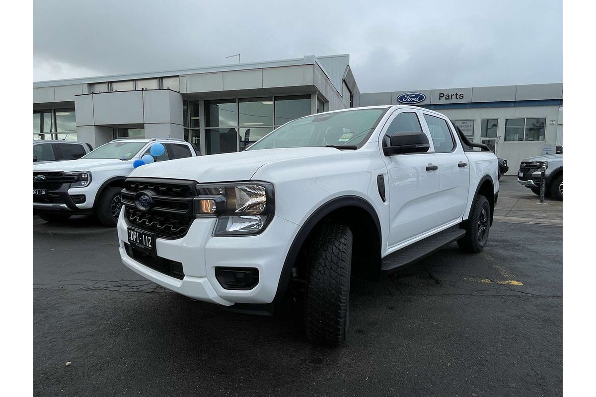 2024 Ford Ranger Black Edition  4X4 2.0L