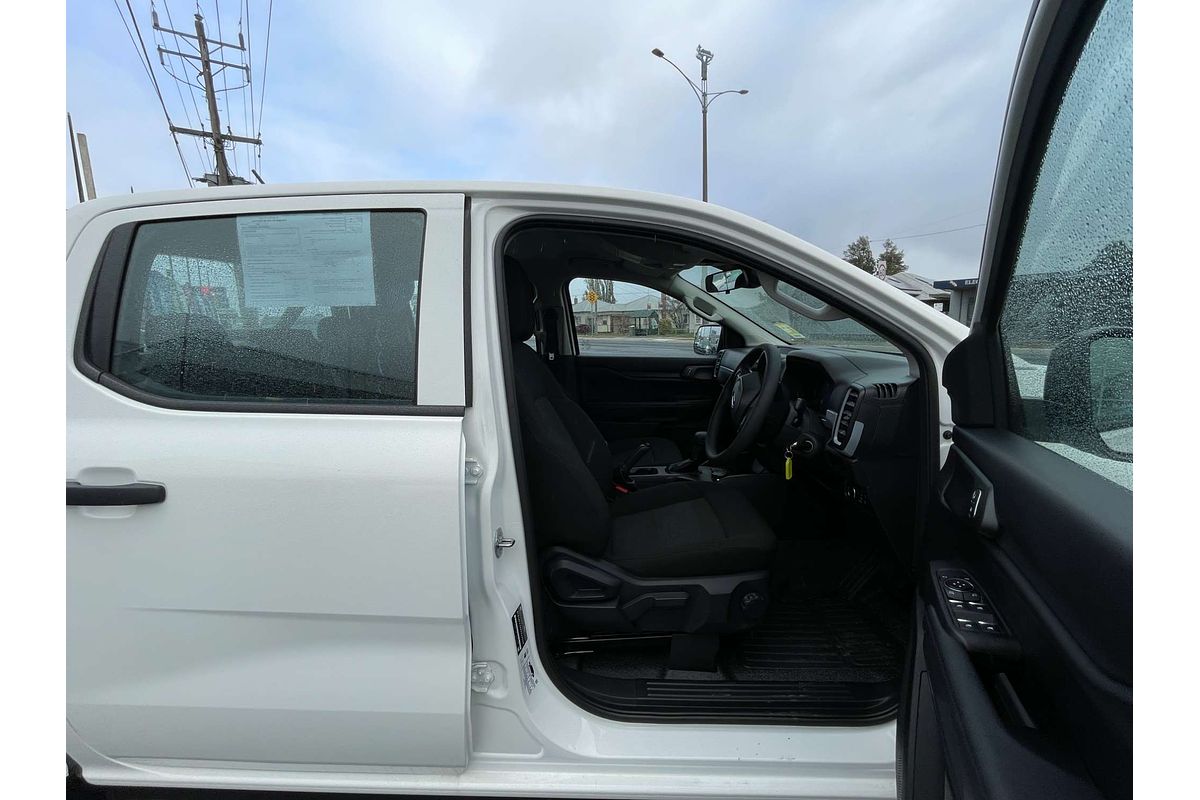 2024 Ford Ranger Black Edition  4X4 2.0L