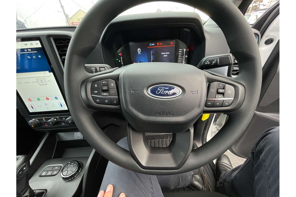 2024 Ford Ranger Black Edition  4X4 2.0L