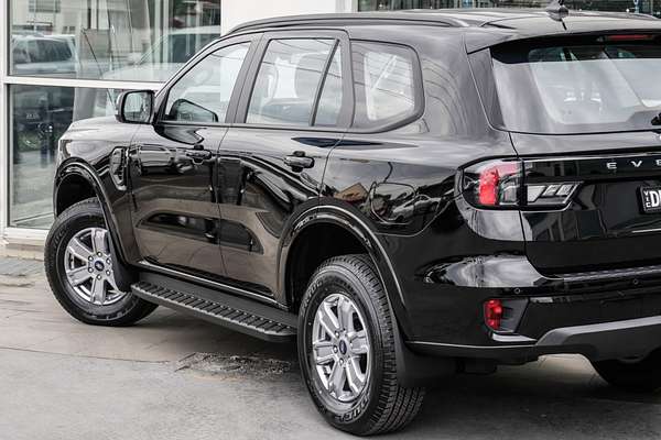 2024 Ford Everest Ambiente 2.0L