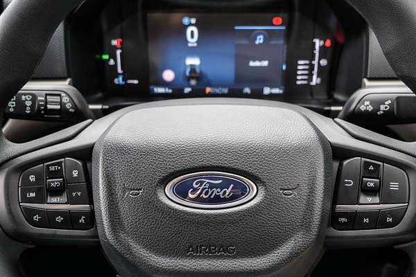 2024 Ford Everest Ambiente 2.0L