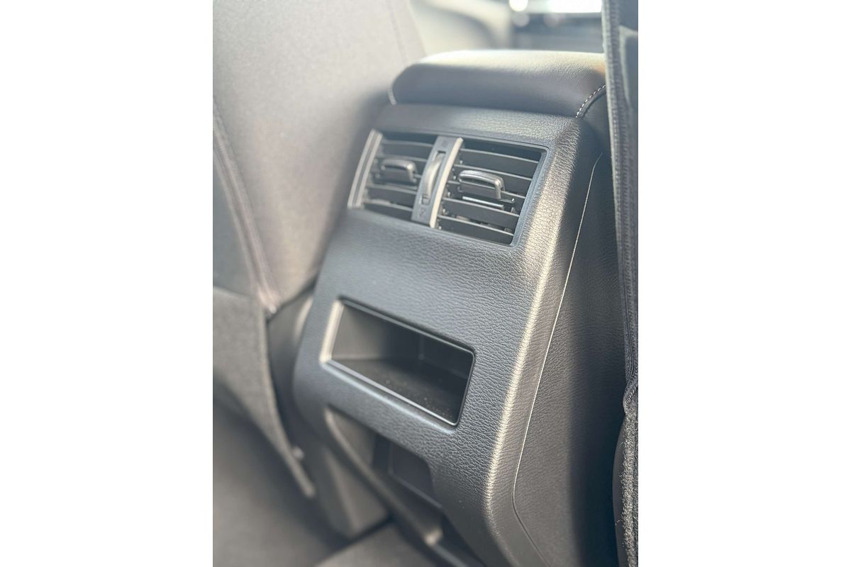 2024 Mitsubishi Outlander ES ZM