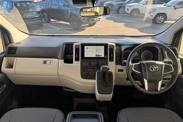 2025 Toyota Hiace Commuter GDH322R