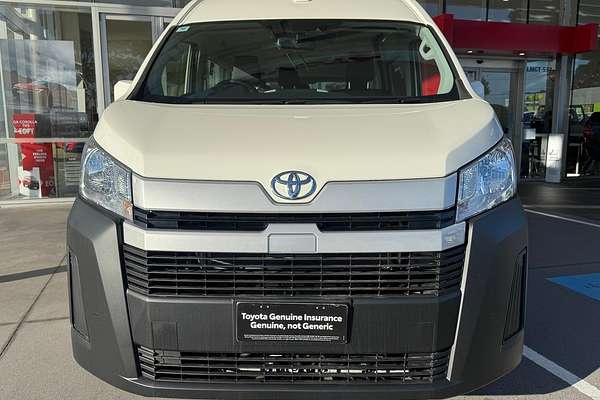 2025 Toyota Hiace Commuter GDH322R