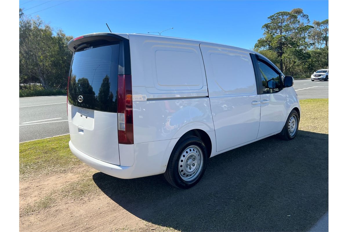 2021 Hyundai STARIA LOAD US4.V1
