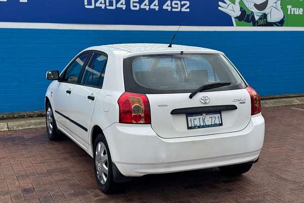 2004 Toyota Corolla Ascent ZZE122R