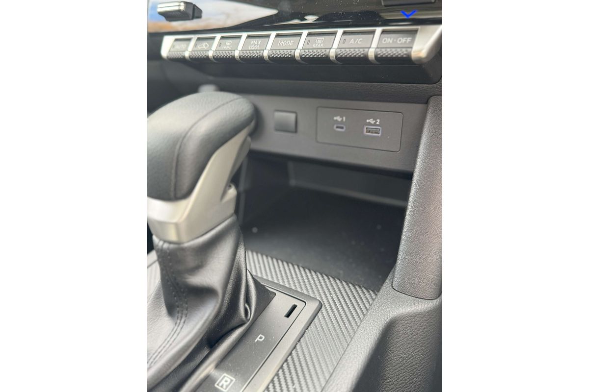 2024 Mitsubishi Triton GLX MV 4X4