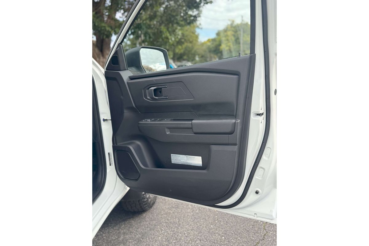 2024 Mitsubishi Triton GLX MV 4X4