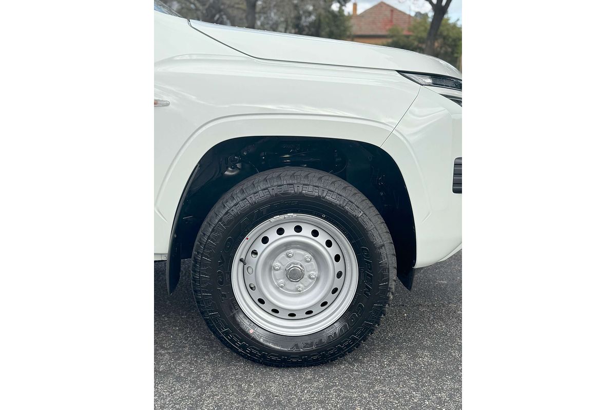 2024 Mitsubishi Triton GLX MV 4X4