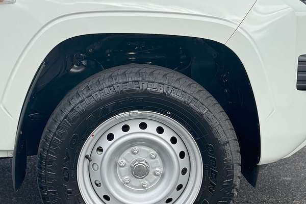 2024 Mitsubishi Triton GLX MV 4X4