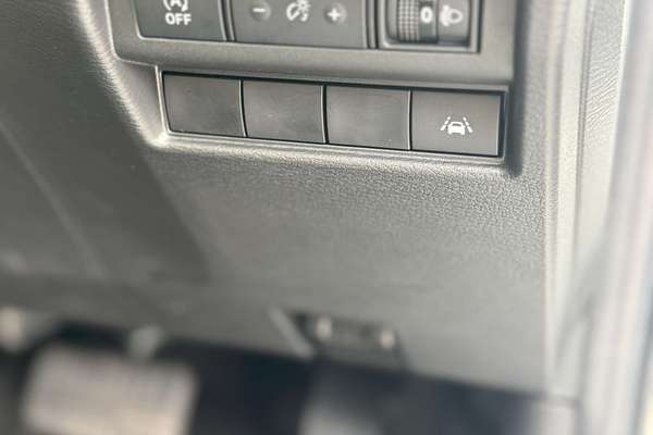 2024 Mitsubishi Triton GLX MV 4X4