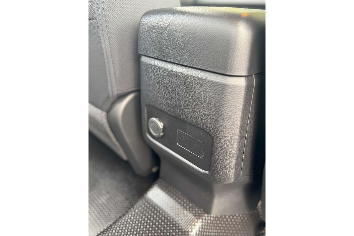 2024 Mitsubishi Triton GLX MV 4X4