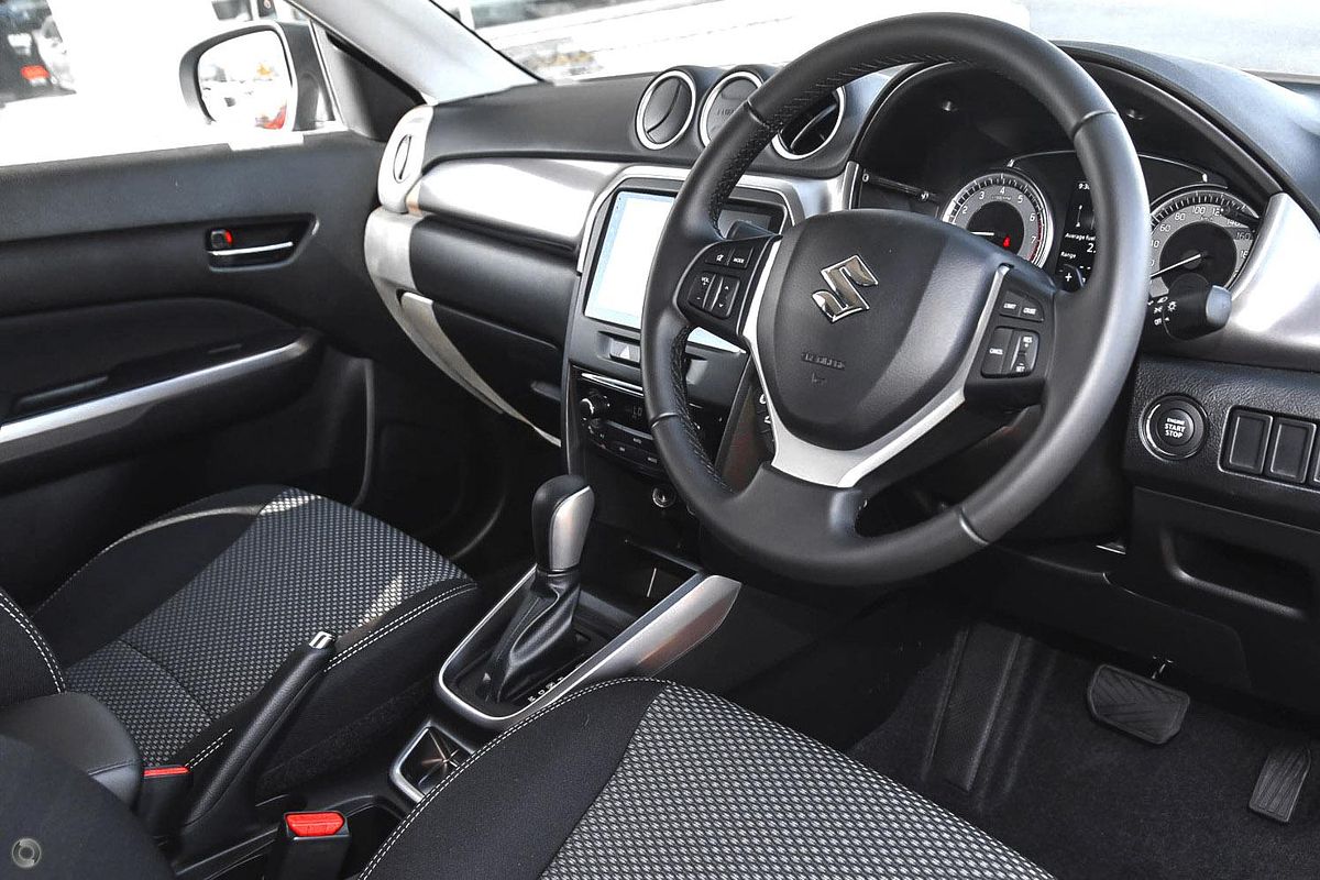 2025 Suzuki Vitara