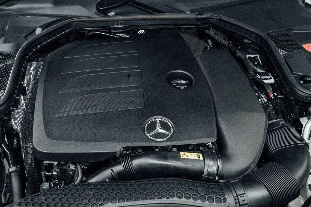 2019 Mercedes-Benz C-Class C200 S205