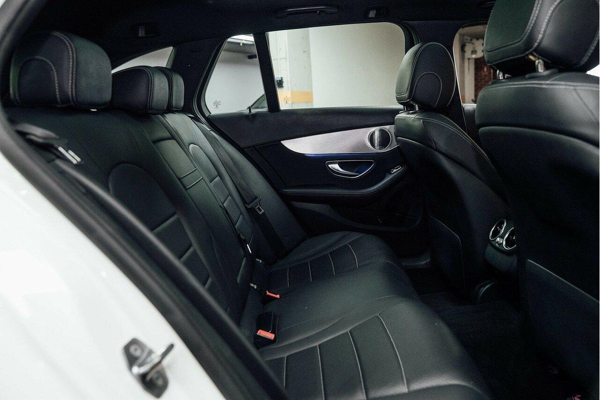 2019 Mercedes-Benz C-Class C200 S205