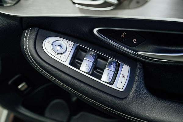 2019 Mercedes-Benz C-Class C200 S205