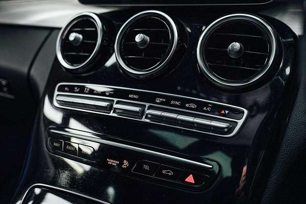 2019 Mercedes-Benz C-Class C200 S205
