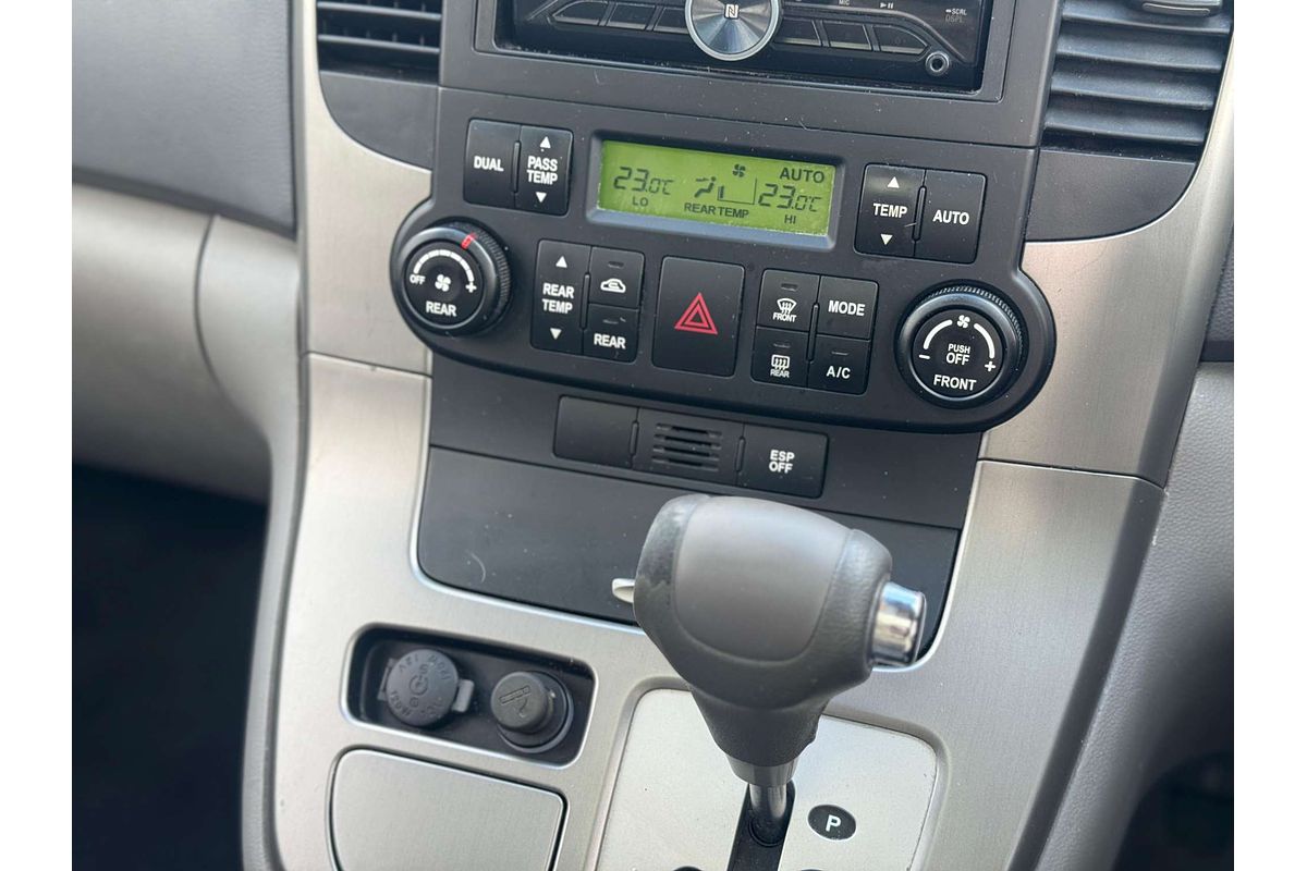 2009 Kia Grand Carnival Platinum VQ