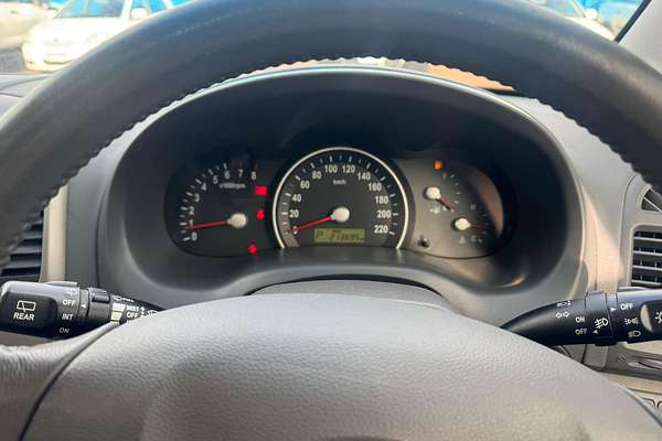 2009 Kia Grand Carnival Platinum VQ