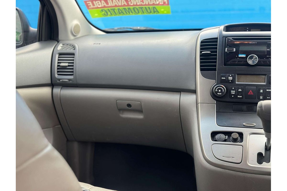 2009 Kia Grand Carnival Platinum VQ