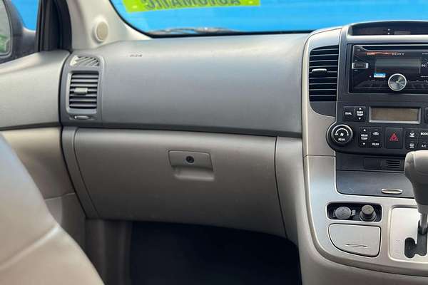 2009 Kia Grand Carnival Platinum VQ