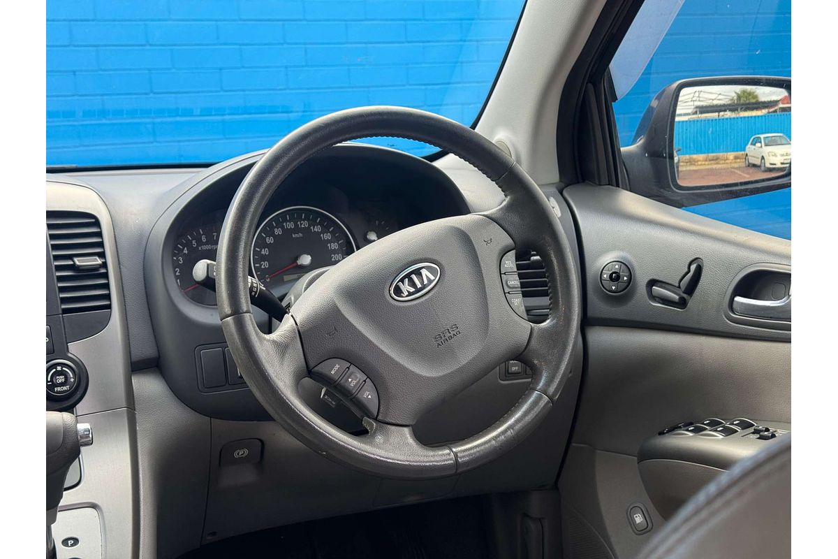 2009 Kia Grand Carnival Platinum VQ