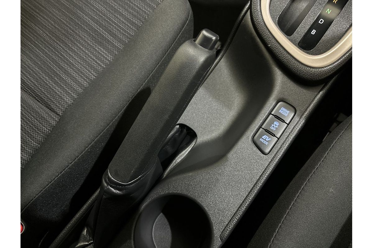 2023 Toyota Yaris SX Hybrid MXPH10R