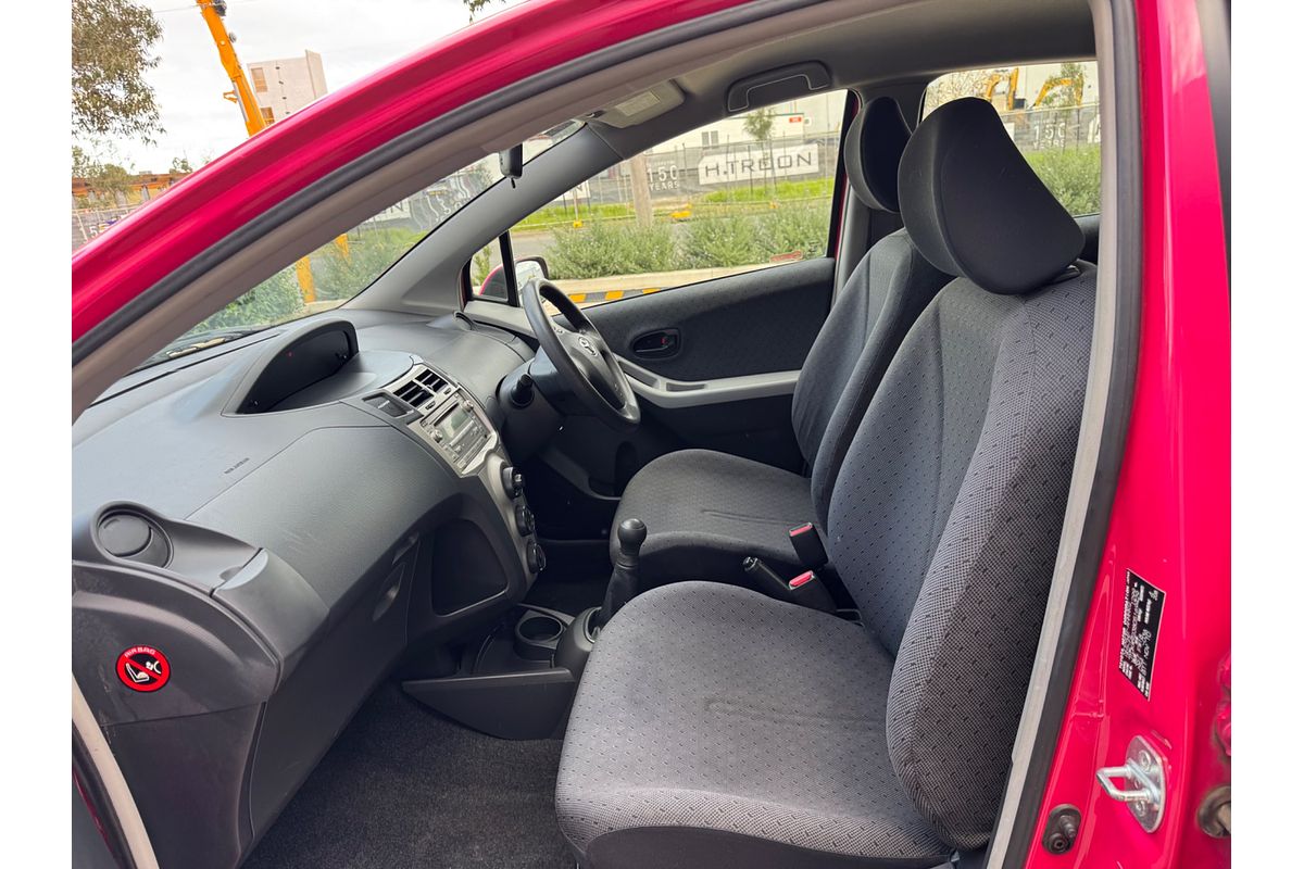 2010 Toyota Yaris YR NCP90R