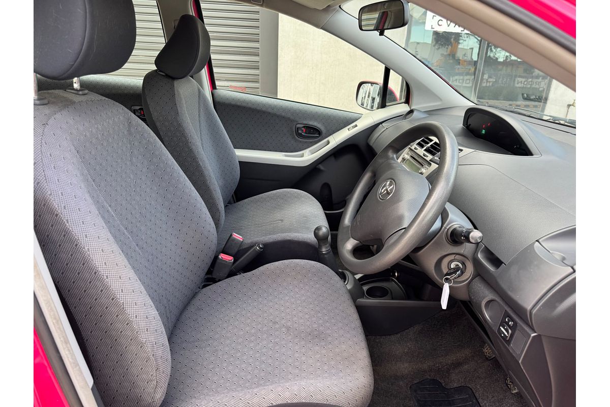 2010 Toyota Yaris YR NCP90R
