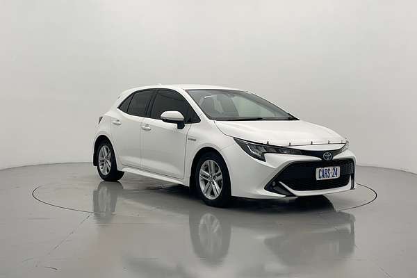 2018 Toyota Corolla SX Hybrid ZWE211R