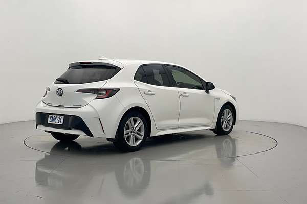 2018 Toyota Corolla SX Hybrid ZWE211R