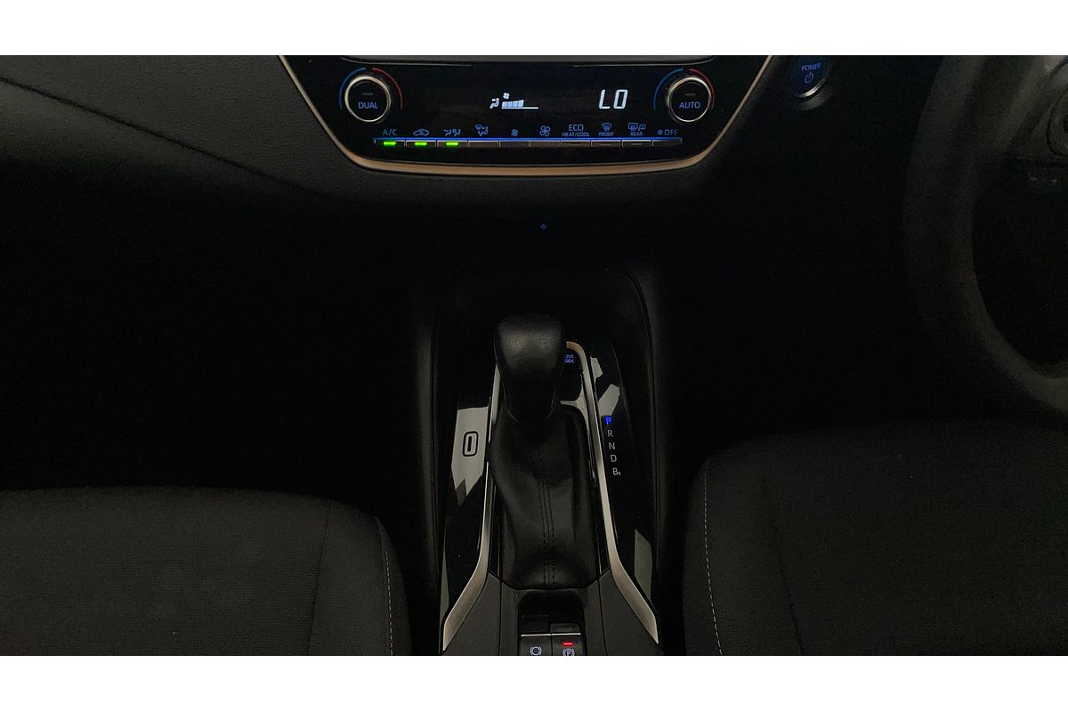 2018 Toyota Corolla SX Hybrid ZWE211R