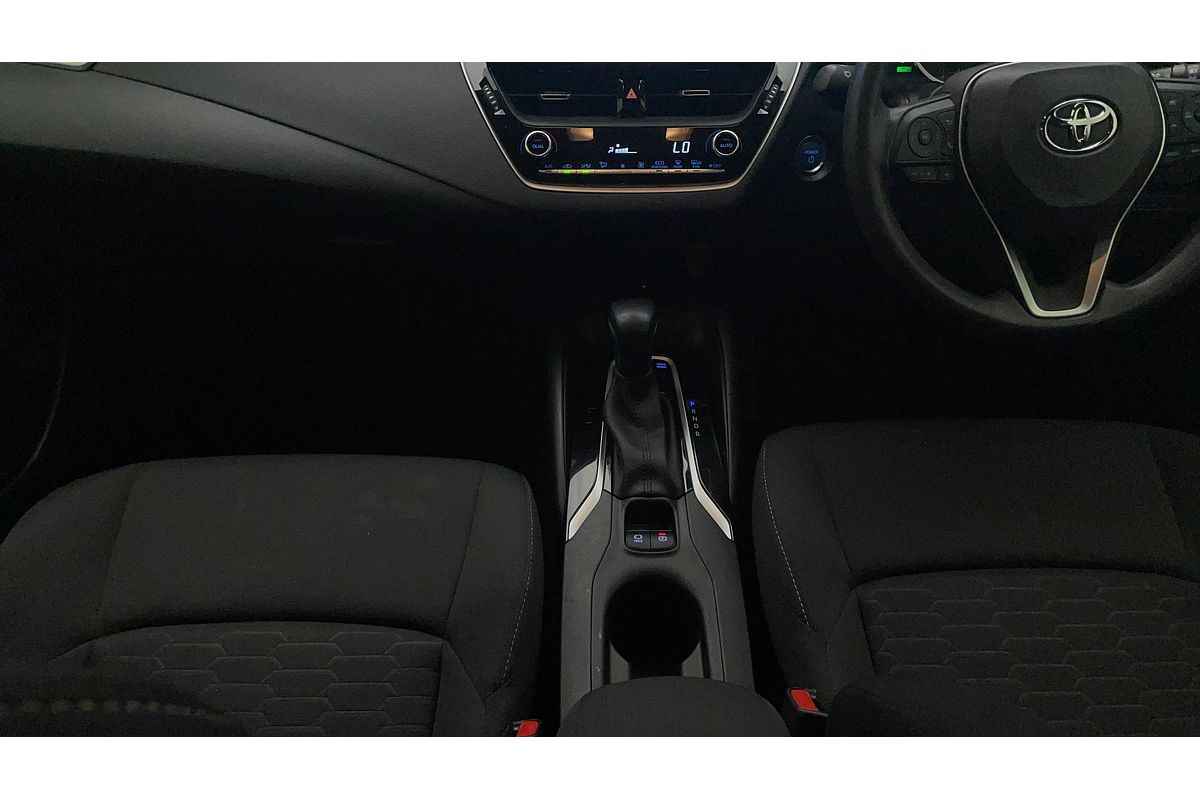 2018 Toyota Corolla SX Hybrid ZWE211R