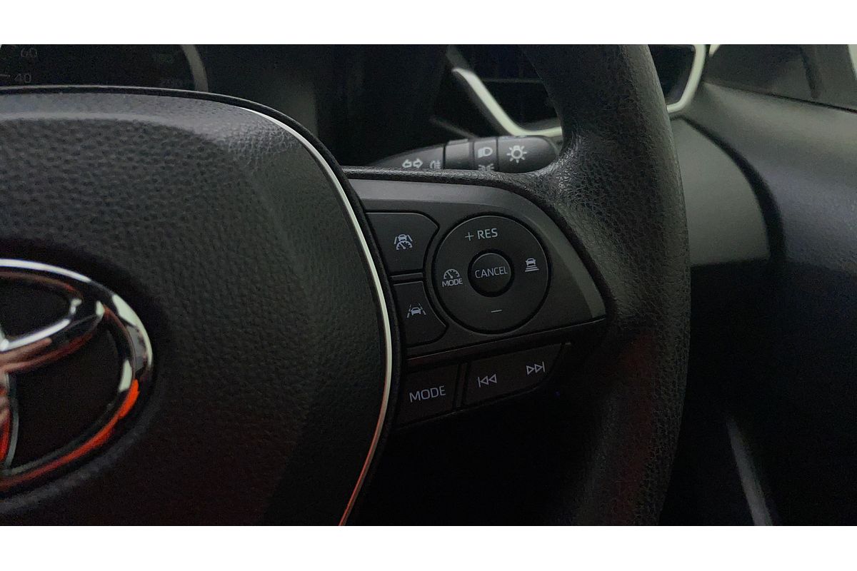 2018 Toyota Corolla SX Hybrid ZWE211R