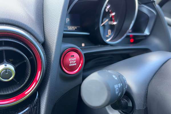2024 Mazda 2 G15 Evolve DJ Series