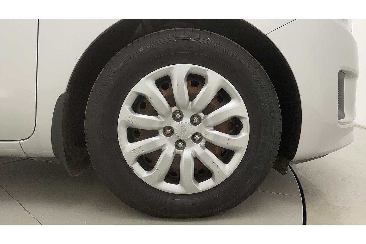 2015 Kia Carnival S YP