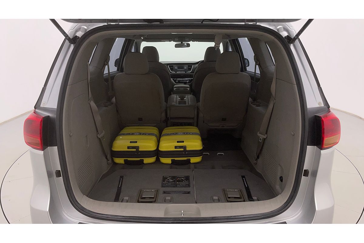 2015 Kia Carnival S YP