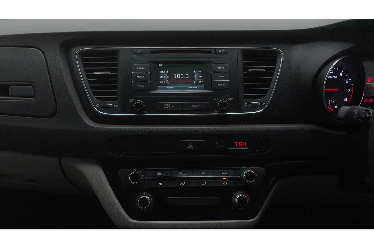 2015 Kia Carnival S YP