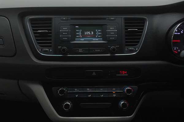 2015 Kia Carnival S YP