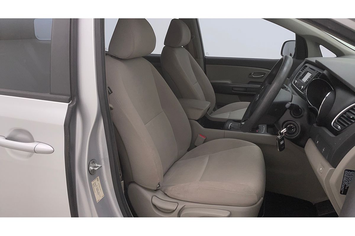 2015 Kia Carnival S YP