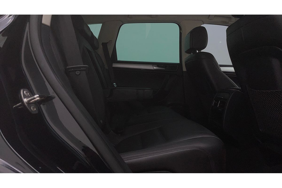 2017 Volkswagen Touareg 150TDI Element 7P