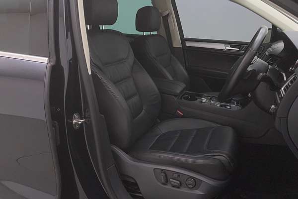 2017 Volkswagen Touareg 150TDI Element 7P