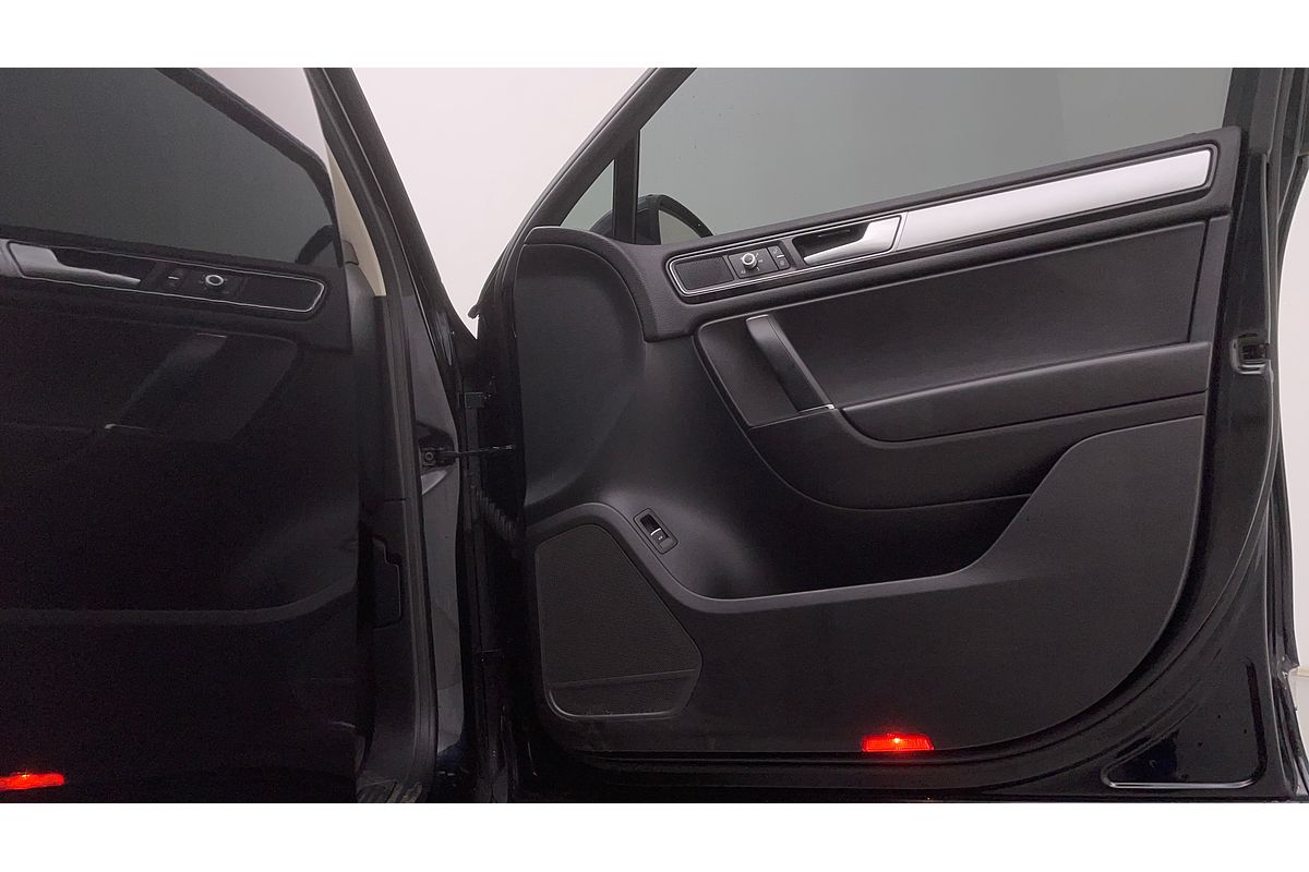 2017 Volkswagen Touareg 150TDI Element 7P